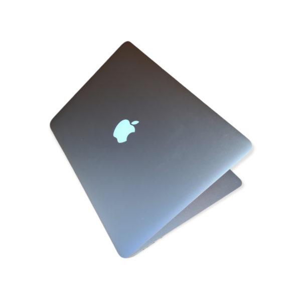 Apple MacBook Air 13″ 2012-2017 — Silber, 128 GB (Refurbished, Zustand akzeptabel) – Bild 2